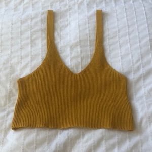Yellow knit cropped tank top